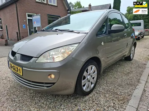 Mitsubishi Colt 1.3 Invite automaat nwe APK airco nette auto