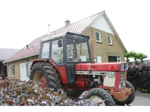 Case IH 844S