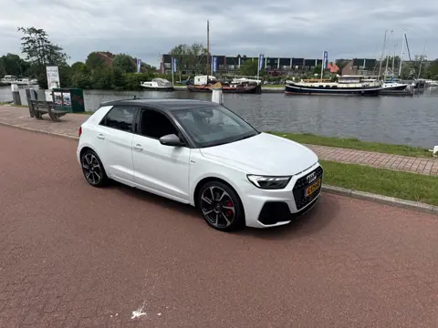 Audi A1 Sportback 40 TFSI S Line Pro Line S