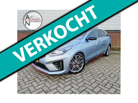 Kia PROCEED 1.6 T-GDI GT Full options 204PK - Pano - Automaat - Digitale teller