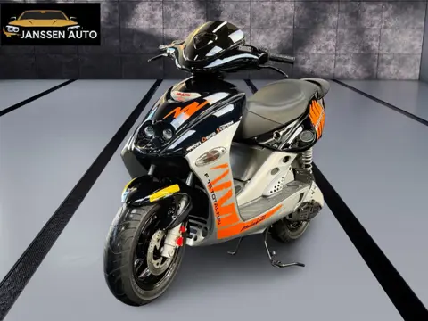 Malaguti Bromscooter FireFox F15 LC SD | Nieuw 50km | Twin Disk | Uniek en Zeldzaam