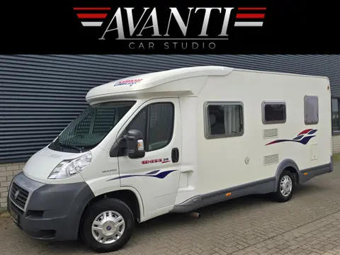 Challenger TRIGANO F12 CHALLENGER TRIGANO GENESIS 38 130 PK FRANS BED DRAAISTOELEN