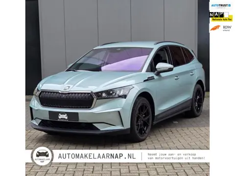 Skoda Enyaq iV 60 / Org. NL / BLACK WHEELS / Trekhaak / SOH 91,03 / Carplay / Camera /