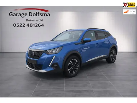 Peugeot 2008 1.2 PureTech Allure-Carplay-Camera-PDC-17"-