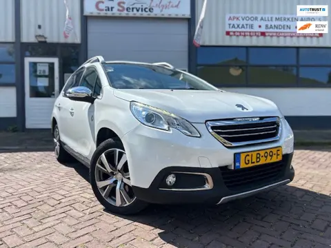 Peugeot 2008 1.2 PureTech Féline 1e eigenaar/cruise/led