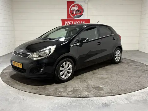 Kia Rio 1.2 CVVT Super Pack, Volledig omderhouden, Cruise, Clima, Blue tooth, Isofix, Trekhaak, Park