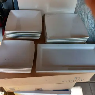 servies , wit / grijs
