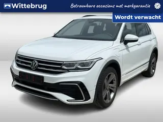 Volkswagen Tiguan 1.4 TSI eHybrid 245pk R-Line Business / Panorama dak / IQ-Led / Zwenkbare trekhaak