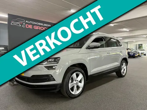 Skoda Karoq 1.5 TSI ACT Business Edition/ NL auto/ Achteruitrijcamera/ Parkeersensoren voor en achte