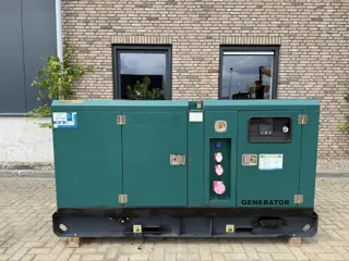 Iveco FPT NEF45 AM1A.S500 50 kVA Silent generatorset as New !