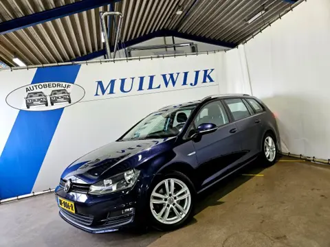 VOLKSWAGEN GOLF Variant 1.0 TSI Connected Series / Navi / Camera / NL Aut