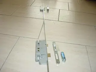 DRIEPUNTSSLUITINGEN KFV***incl 3 kommen MEERPUNTSSLUITINGEN