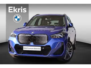 BMW iX1 eDrive20 | M Sportpakket Pro | Panorama Dak | Stoelverwarming | Achteruitrijcamera