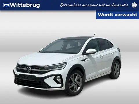 Volkswagen Taigo 1.5 TSI DSG 150pk R-Line / Panorama dak / Virtual cockpit / IQ Led / 18'' LMV