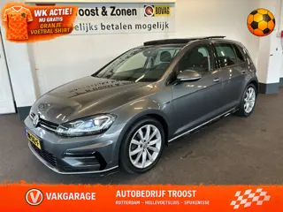 Volkswagen Golf 1.0 TSI R-Line | Panoramadak | Digital dashboard | Stoelmassage+Verwarming | Adaptie