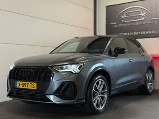 Audi Q3 45 TFSIe 3x S-Line Edition Pano, Cruise Control, Apple Carplay, Stoelverwarming, Keyless, El
