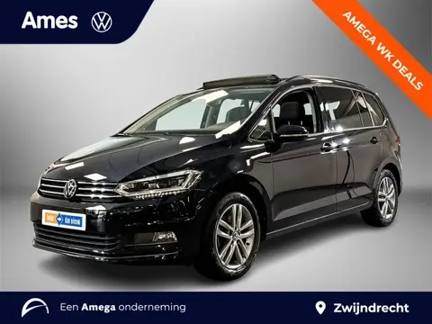 Volkswagen Touran 1.5 TSI 150pk Highline 7p Panoramaschuif-kanteldak | 17inch |  Voorstoelen verwarm