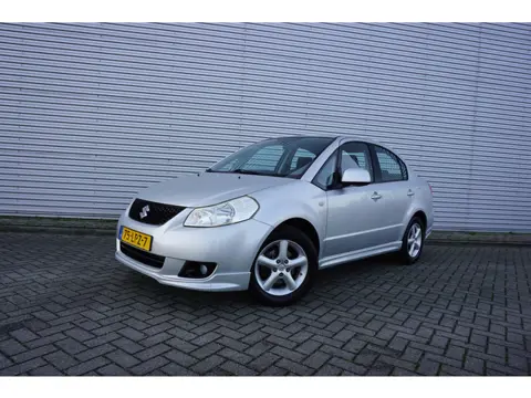 Suzuki SX4 1.6 Exclusive Airco / Elektr. ramen / Trekhaak / Lm velgen / NAP