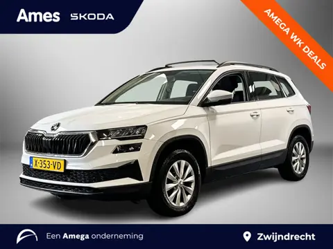 Škoda Karoq 1.5 150pk TSI ACT Business Edition Panoramadak | Parkeer Pakket | 	Navigatie Amundsen me