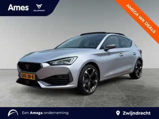 CUPRA Leon 1.4 204pk e-Hybrid Adrenaline Glazen schuif/kanteldak | Petrol Blue leather seats | Achte