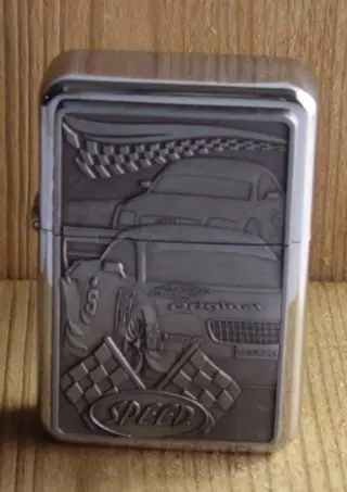 Aansteker " Auto speed " Zilverkleurig