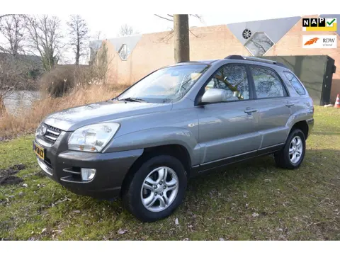 Kia Sportage 2.0 CVVT Executive*airco*cruise*half-leer*trekhaak