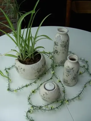 BLOEMEN VAZEN MET ROOSJES OLD LOOK 5 DLG SET NIEUW