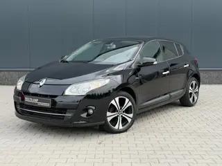 Renault Mégane 1.4 TCe Bose | AIRCO | CRUISE | STOELVERWARMING | TREKHAAK | KEYLESS