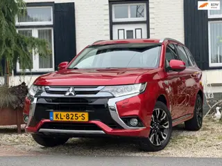 Mitsubishi Outlander 2.0 PHEV Executive Edition|Navi|PDC|Prachtige auto!