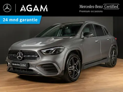 Mercedes-Benz GLA AMG Premium PLUS | Panorama dak | Trekhaak