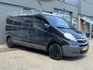 Opel Vivaro 2.0 CDTI L2H1 Airco Cruise control Kastinrichting Imperiaal Bluetooth telefoon voorberei