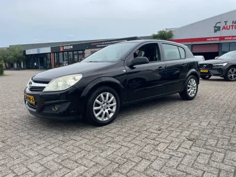Opel Astra 1.6 Temptation airco navi