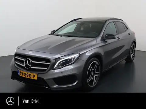 Mercedes-Benz GLA 200 AMG line | Pano Night (bj 2016)