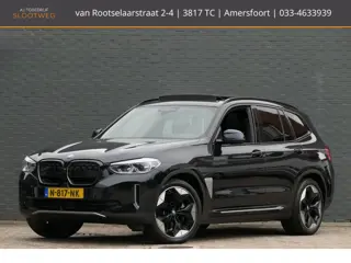 BMW IX3 High Executive 80 kWh Panoramadak | Harman Kardon | HUD| Trekhaak | ShadowLine