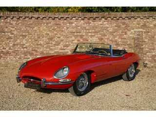 Jaguar E-Type Series 1 3.8 Roadster Matching numbers - Accompanied with the Jaguar Heritage Trust ce