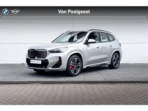 BMW iX1 eDrive20 67 kWh | M- Sport Pro | Premium Pack | Trekhaak |