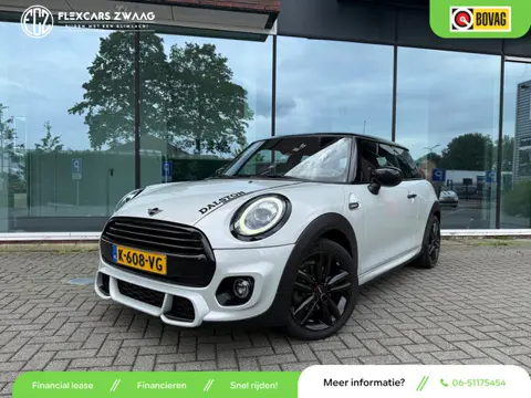 Mini Mini 1.5 Cooper Dalston Edition - Navi - Climate - Winterpakket - Org.NL