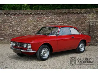 Alfa Romeo GT 1300 Junior "Unificato" Recipient of an older restoration in the 90's, Restored to "co