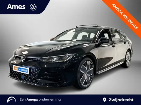 Volkswagen Passat Variant 1.5 150pk eTSI R-Line Edition Achteruitrijcamera | Panoramadak | Navigatie