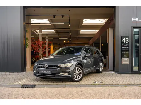 Volkswagen Passat Variant 1.5 TSI Business Plus Pro | Acc | Lane Assist | Camera | Navi | Virtual Co