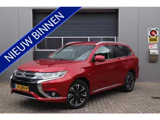 Mitsubishi Outlander 2.0 PHEV instyle, Stoel & Stuurverwarmd, Camera, Trekhaak