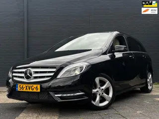 Mercedes-Benz B-klasse 200 Automaat | Pano | Camera | Trekhaak