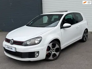 Volkswagen Golf 2.0 GTI DSG/PANORAMADAK/STOELVERWARMING/CRUISE
