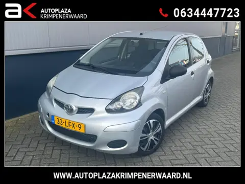 Toyota Aygo 1.0-12V Comfort Nieuwe Koppeling Airco carplay Nieuwe apk