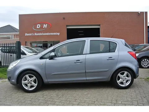 Opel Corsa 1.4-16V Enjoy airco apk 20-02-2027 inruil mogelijk nap