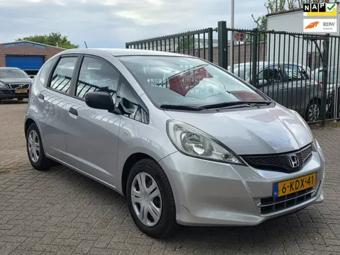 Honda Jazz 1.2 Cool Plus 2e eigenaar dealer onderhouden airco elektrische ramen cv op afs