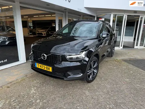 Volvo XC40 2.0 T4 R-Design
