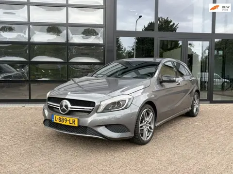 Mercedes-Benz A-klasse 200 Ambition| Navi | PDC | Cruise | Airco