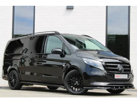 Mercedes-Benz Vito 119 CDI / Aut / Lang / DC / 2x Schuifdeur / Leer / Led / Camera / Vol Opties / NI