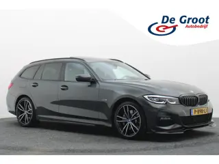 BMW 3 Serie Touring 330e Business Edition Plus M-sport Panoramadak, M-Sportstoelen, Carbon, Camera, 